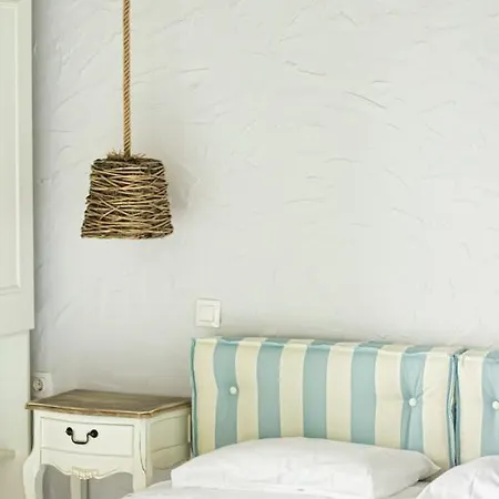 Artemis Seafront Petres (Rethymno)